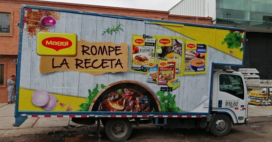 Instalación Publicitaria – Logistic & Service Bogotá